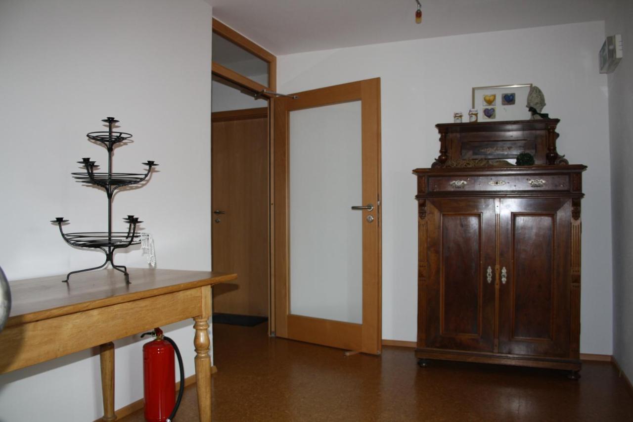 Zum Weinsticher, Weingut Anlag/Nichterlein Rhodt unter Rietburg Buitenkant foto